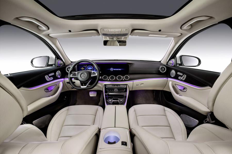  Mercedes-Benz E320 L AMG Line 4Matic 2016 года  (фото 6 из 13)